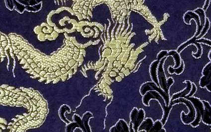 龍（濃紺地に銀）